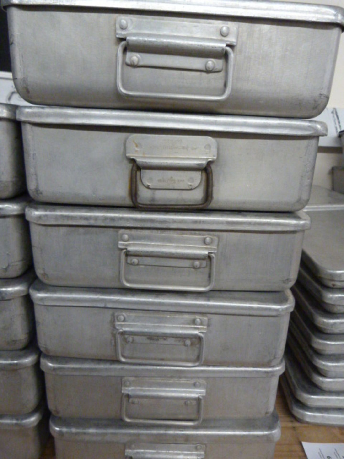 *Six BS Tins with Lids 26x8x20cm