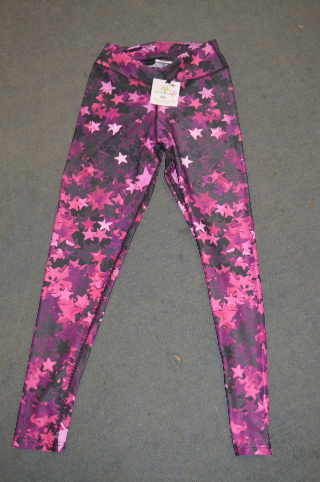 *Blossom Yoga Wear Size:Small