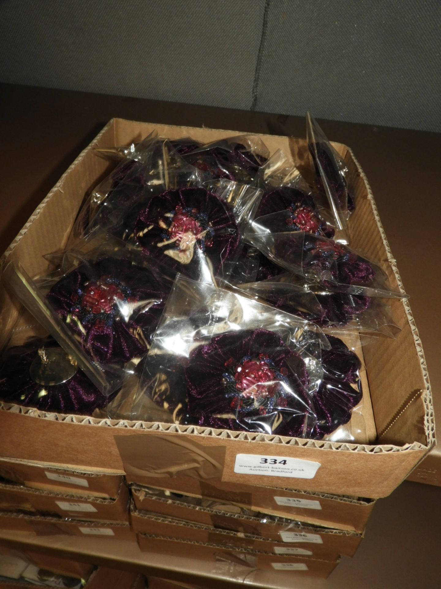 Box Containing 20 Hair Fascinators