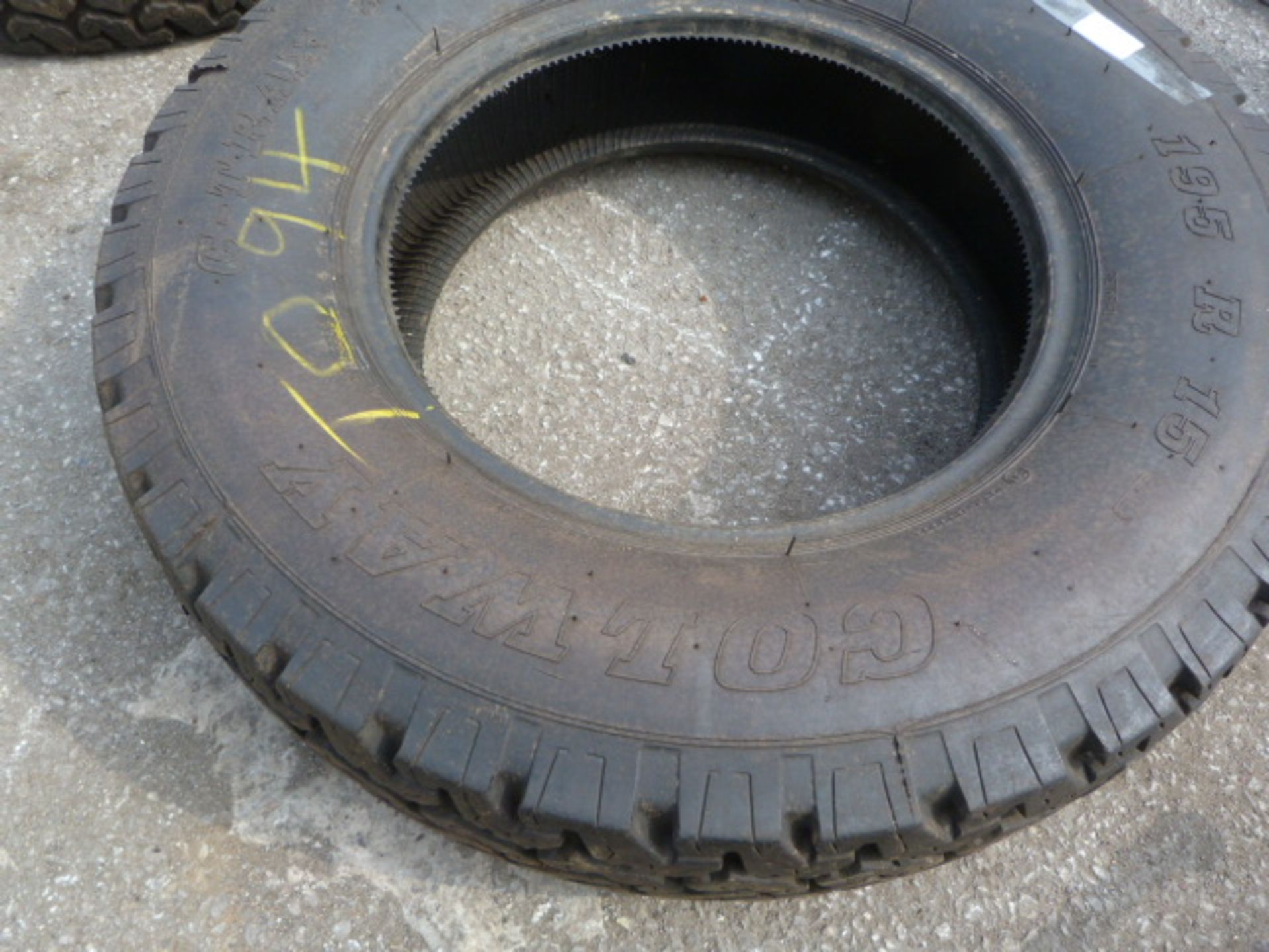 Colway 195R15 Tyre