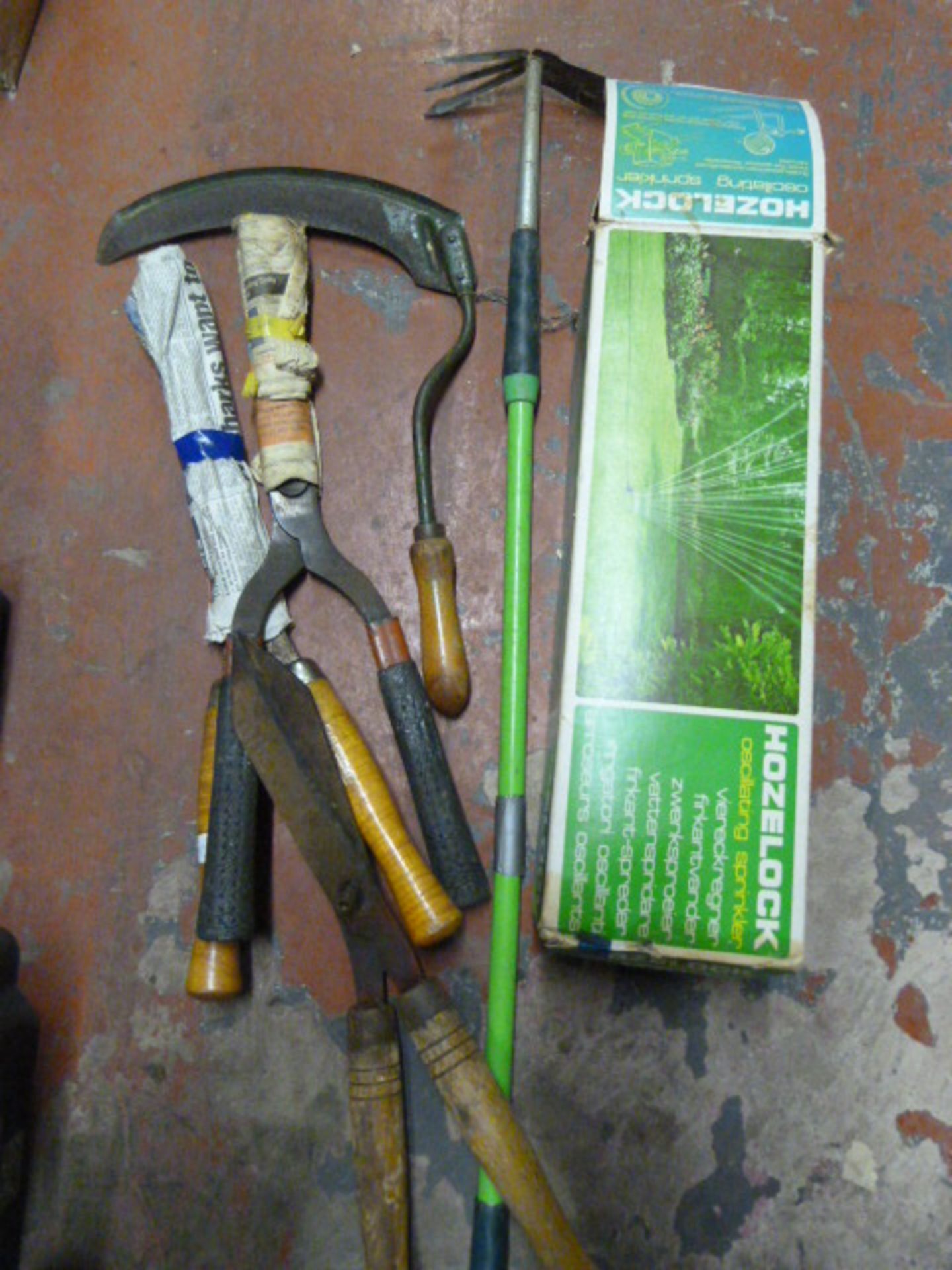 Small Quantity of Garden Tools