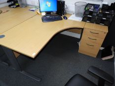 *L-Shape Desk with Right Hand Return in Light Beec