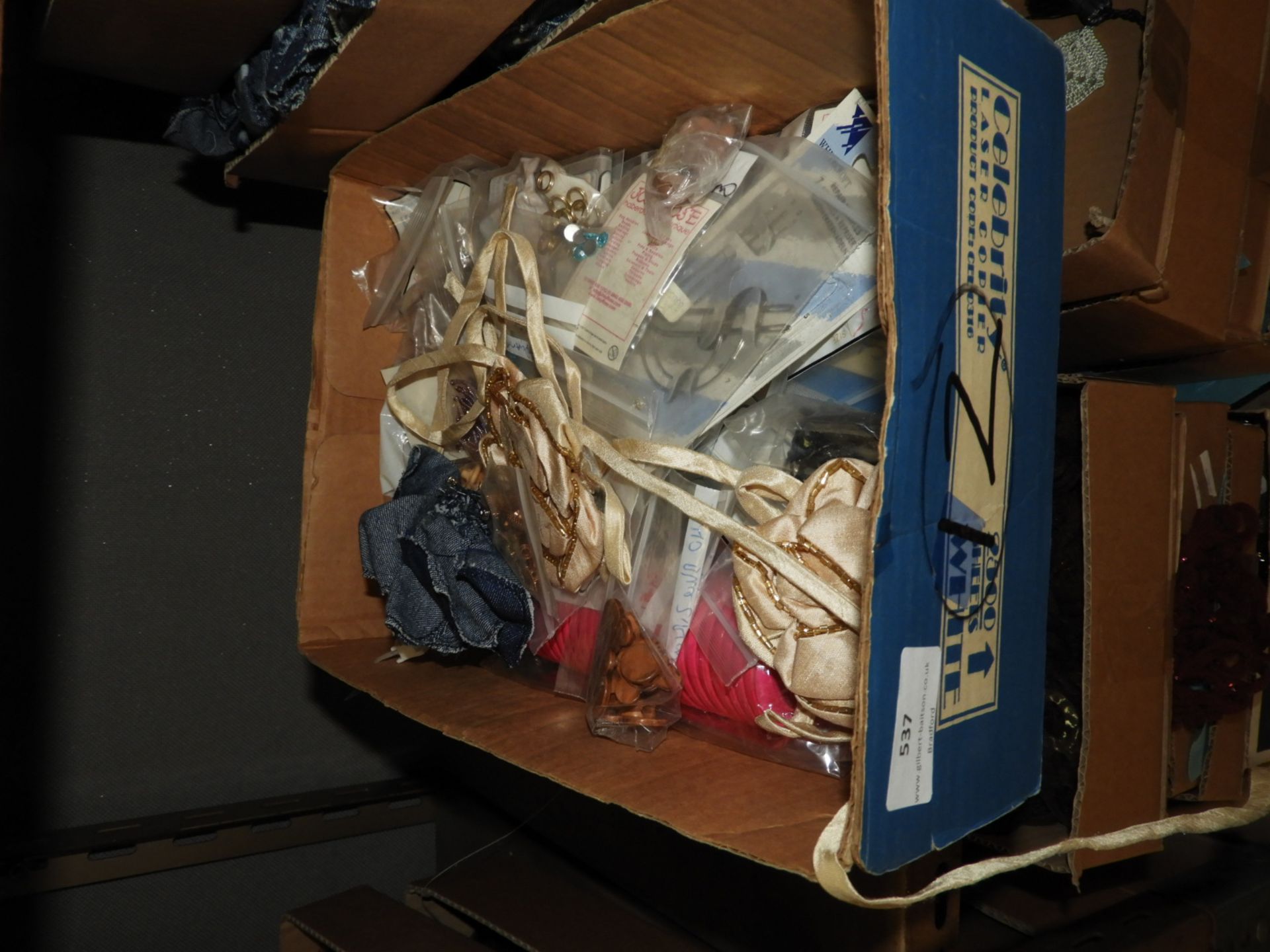 Box Containing 40 Mixed Haberdashery Items (as per