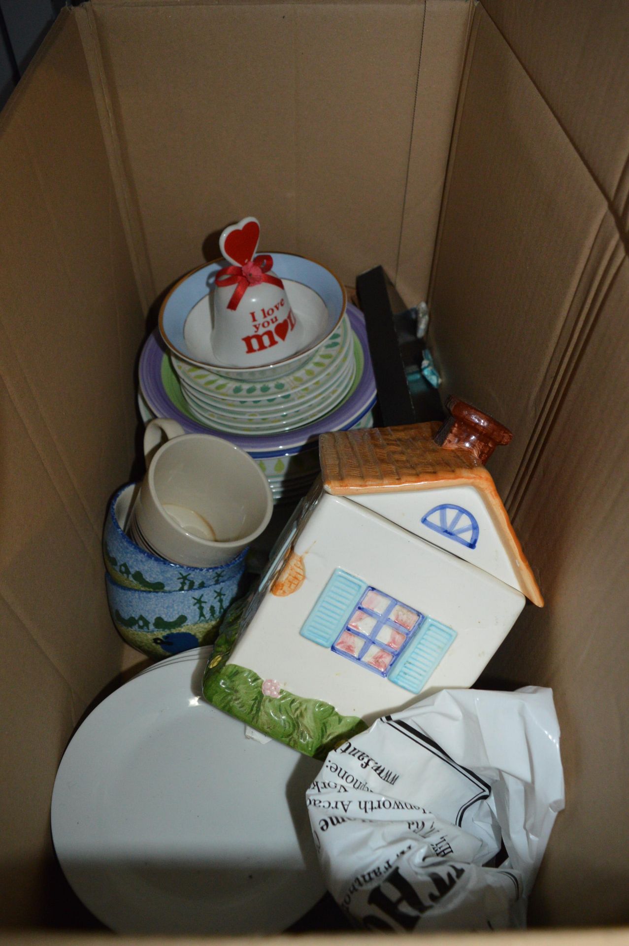 Box of Kitchenware, Pottery Items, etc.