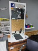 Mirrored Stylists Work Station