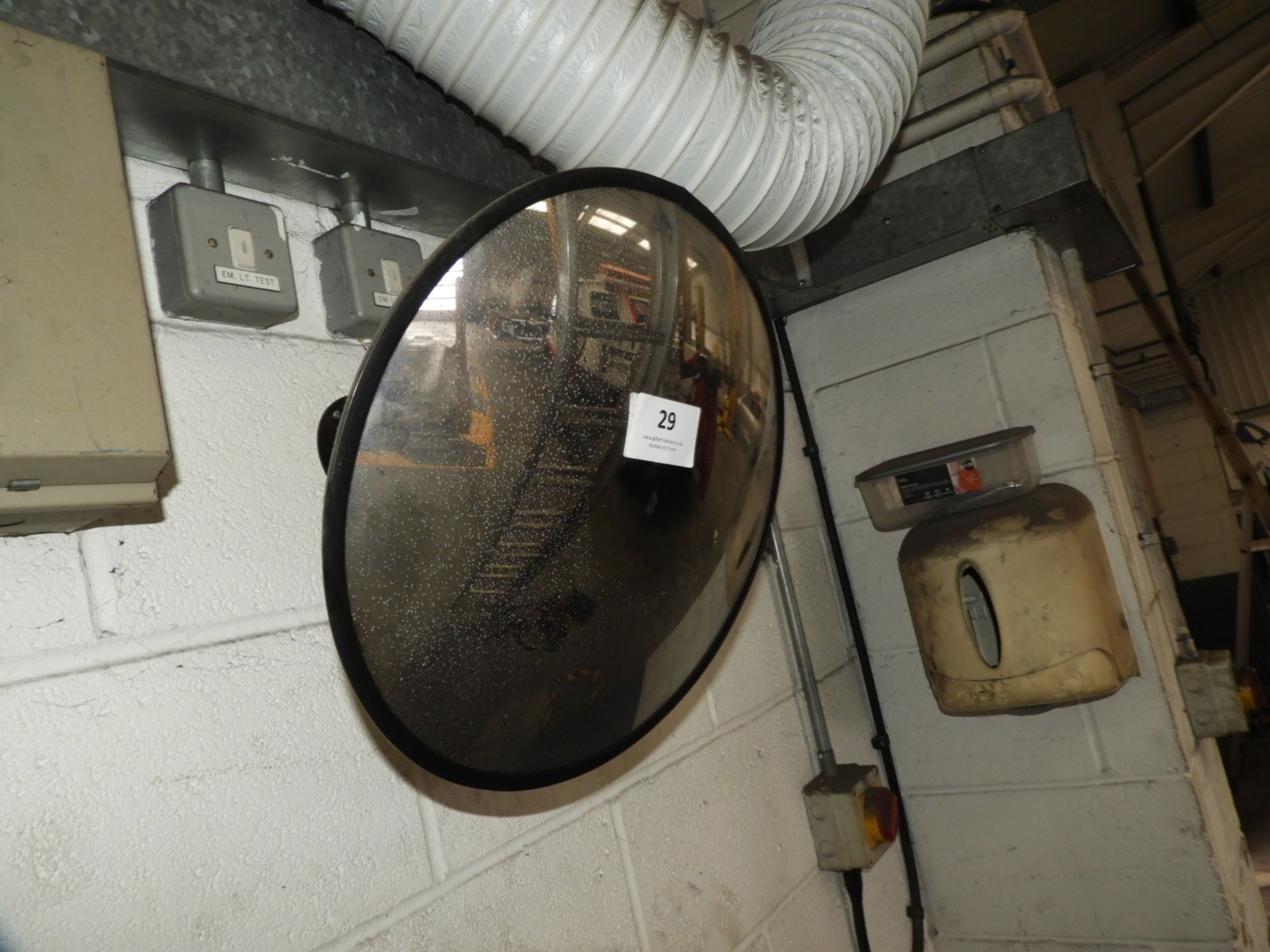 *MOT Bay Convex Mirror