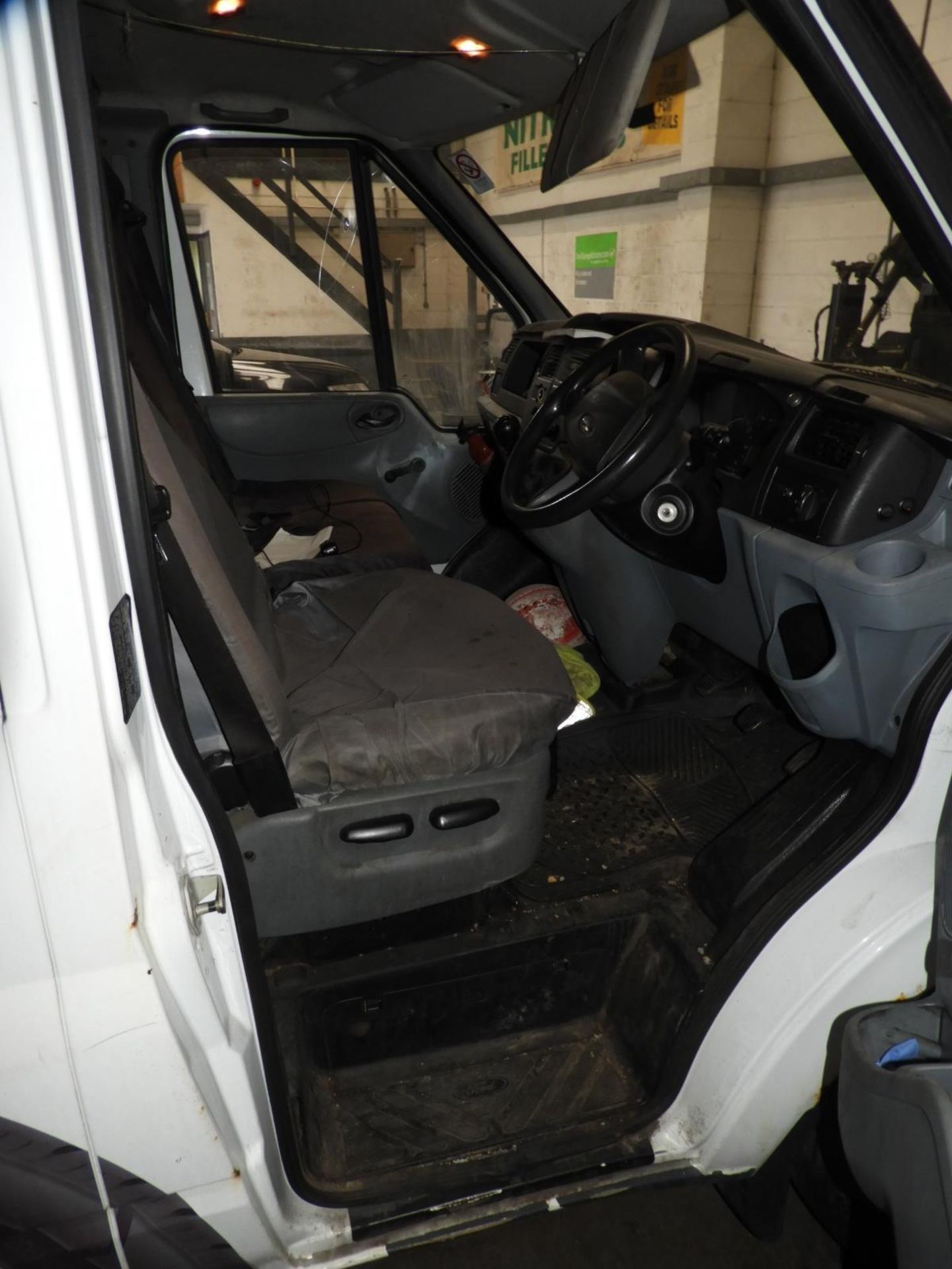 *Ford Transit Reg:K07 ZTB Long Wheel Base High Roof Fully Equipped Mobile Tyre Changing Van. - Image 3 of 7