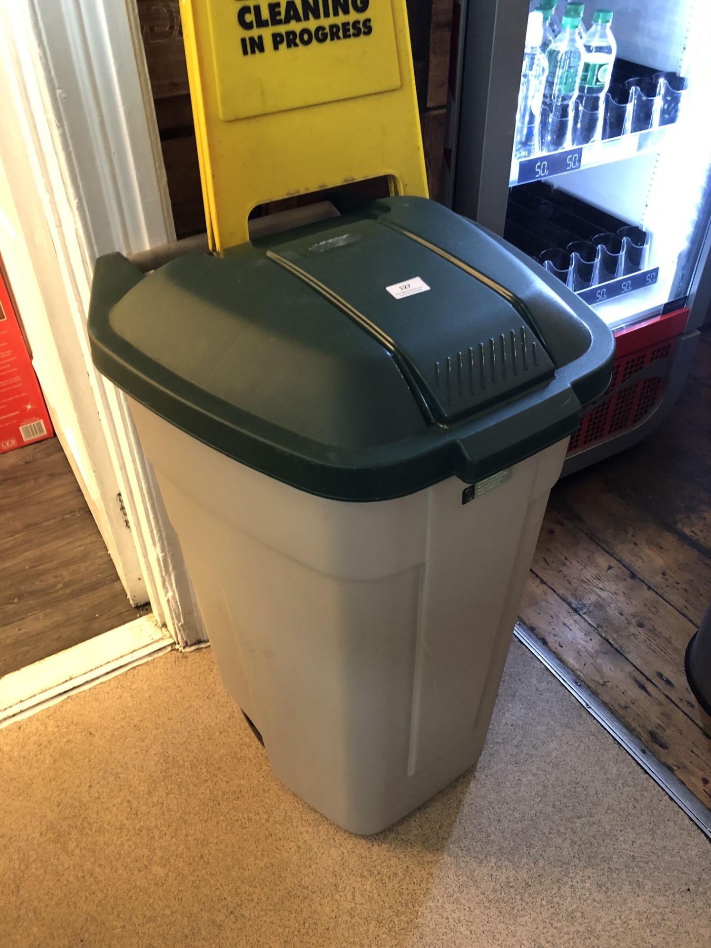 Waste Bin on Wheels