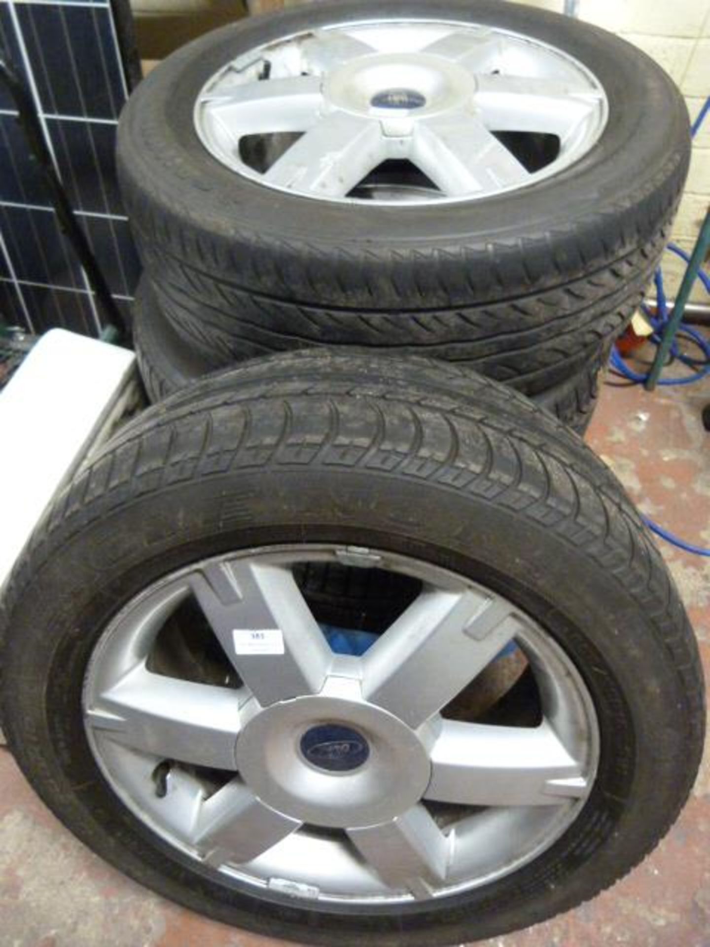 Four Ford Wheels R16