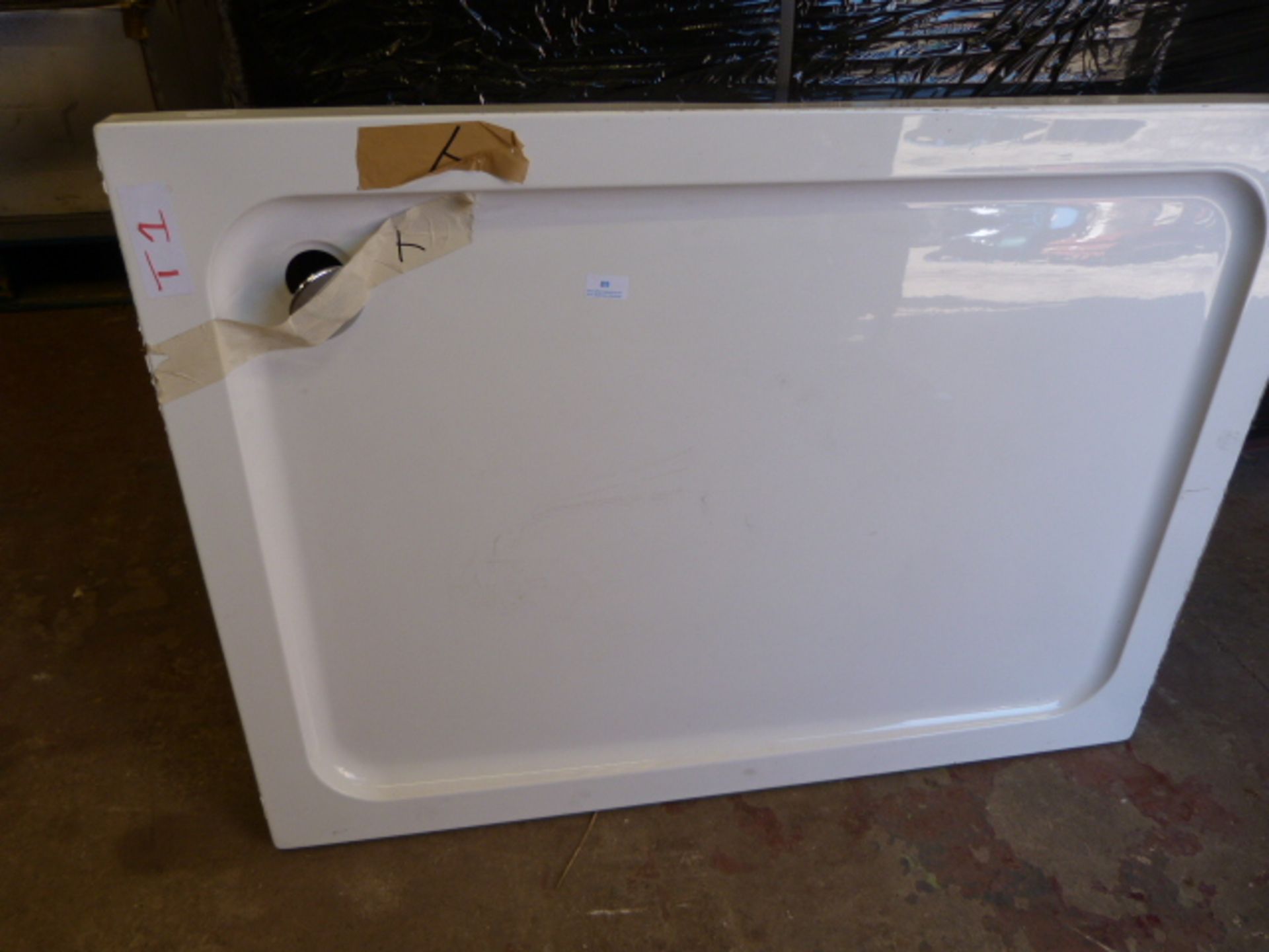 *Shower Tray 110x80cm