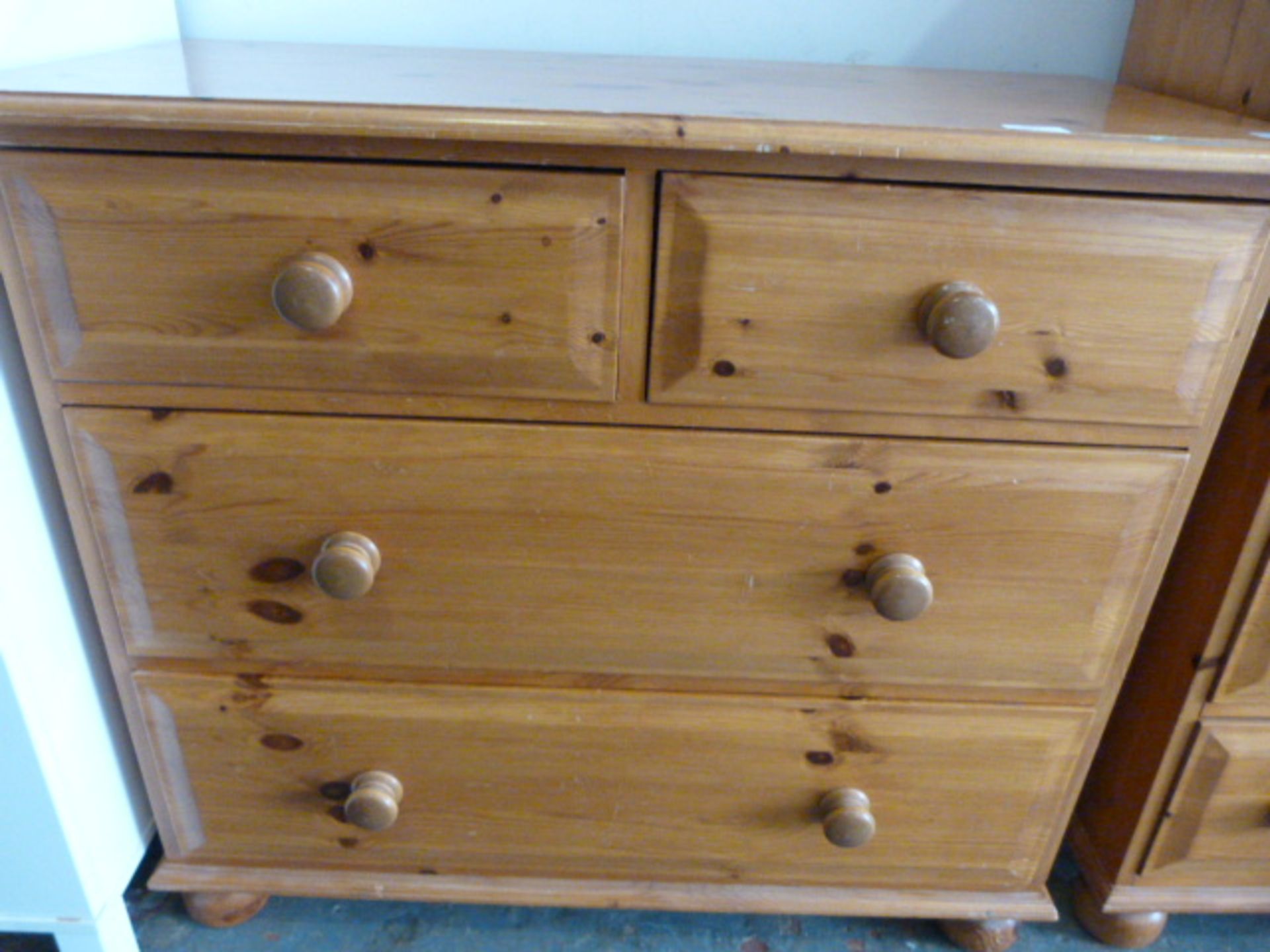 Pine Chest of Drawers