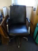 *Leather Managers Chair