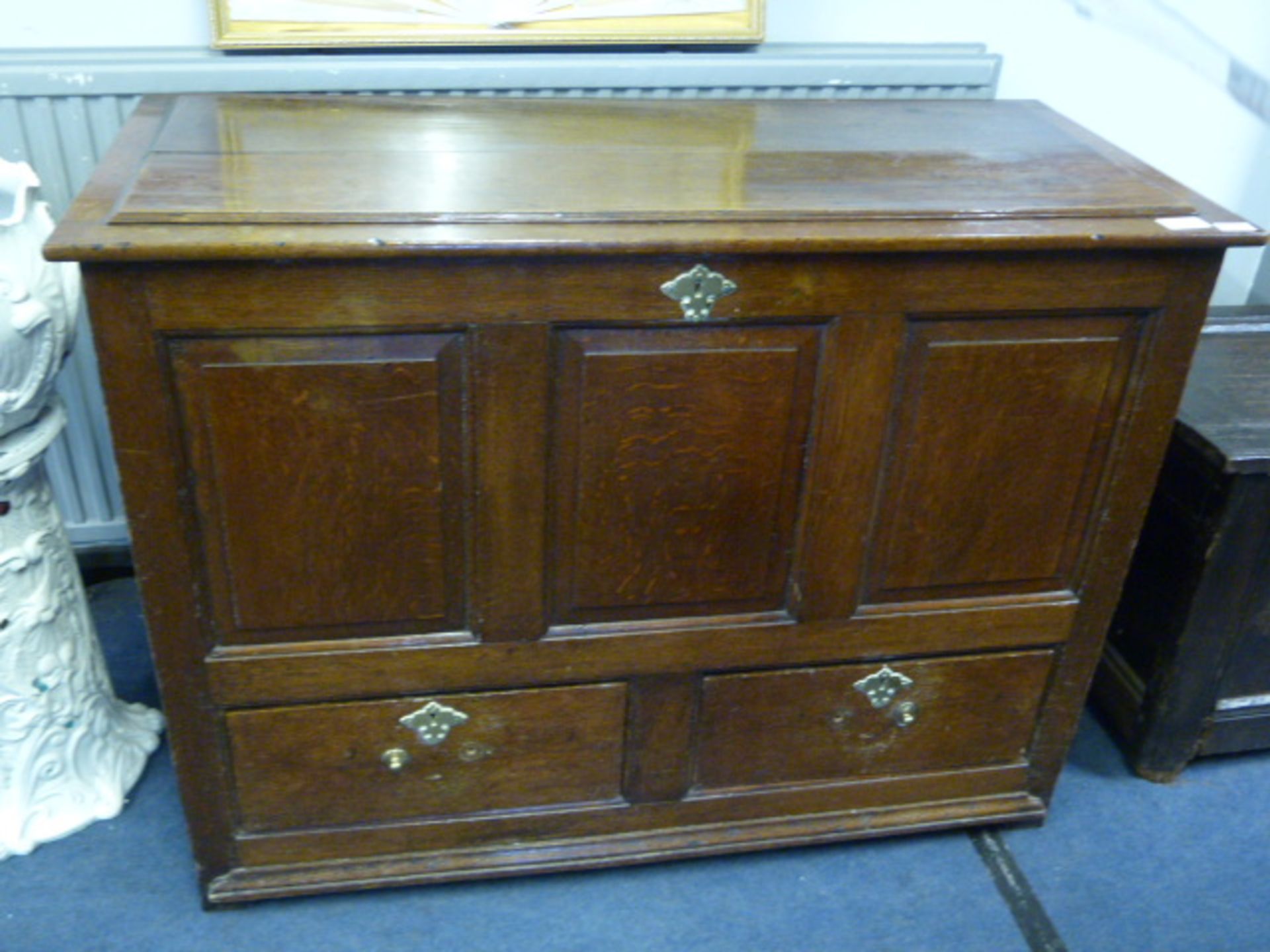 Georgian Oak Linen Chest