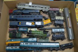 Collection of Hornby and Triang Railway Items