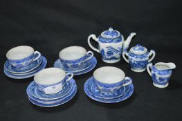 Staffordshire Blue & White Tea Ware (Seventeen Pie