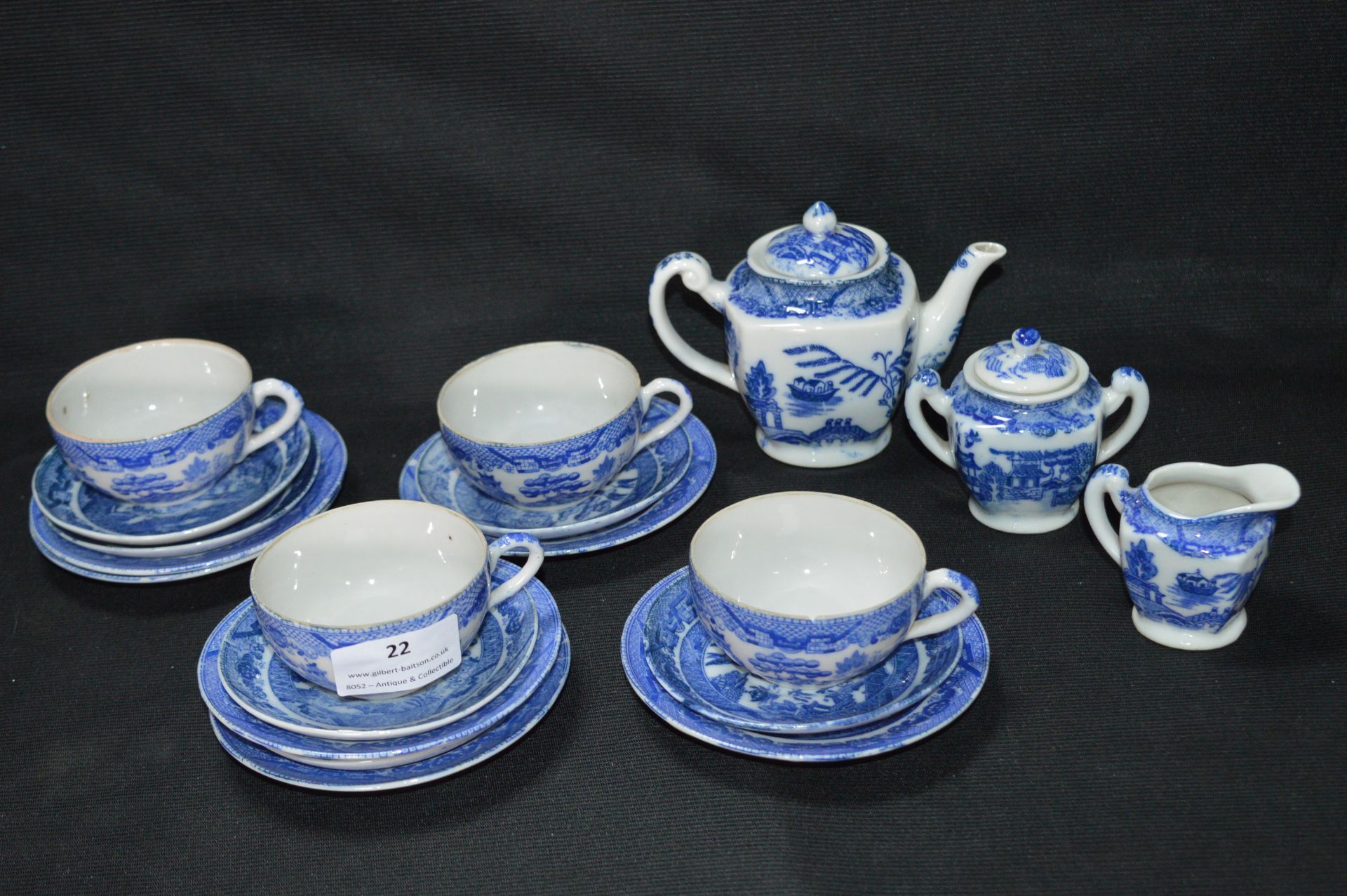 Staffordshire Blue & White Tea Ware (Seventeen Pie