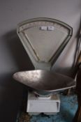 Vintage Avery Shop Scales