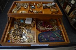 Vintage Jewellery Box Containing a Collection of C