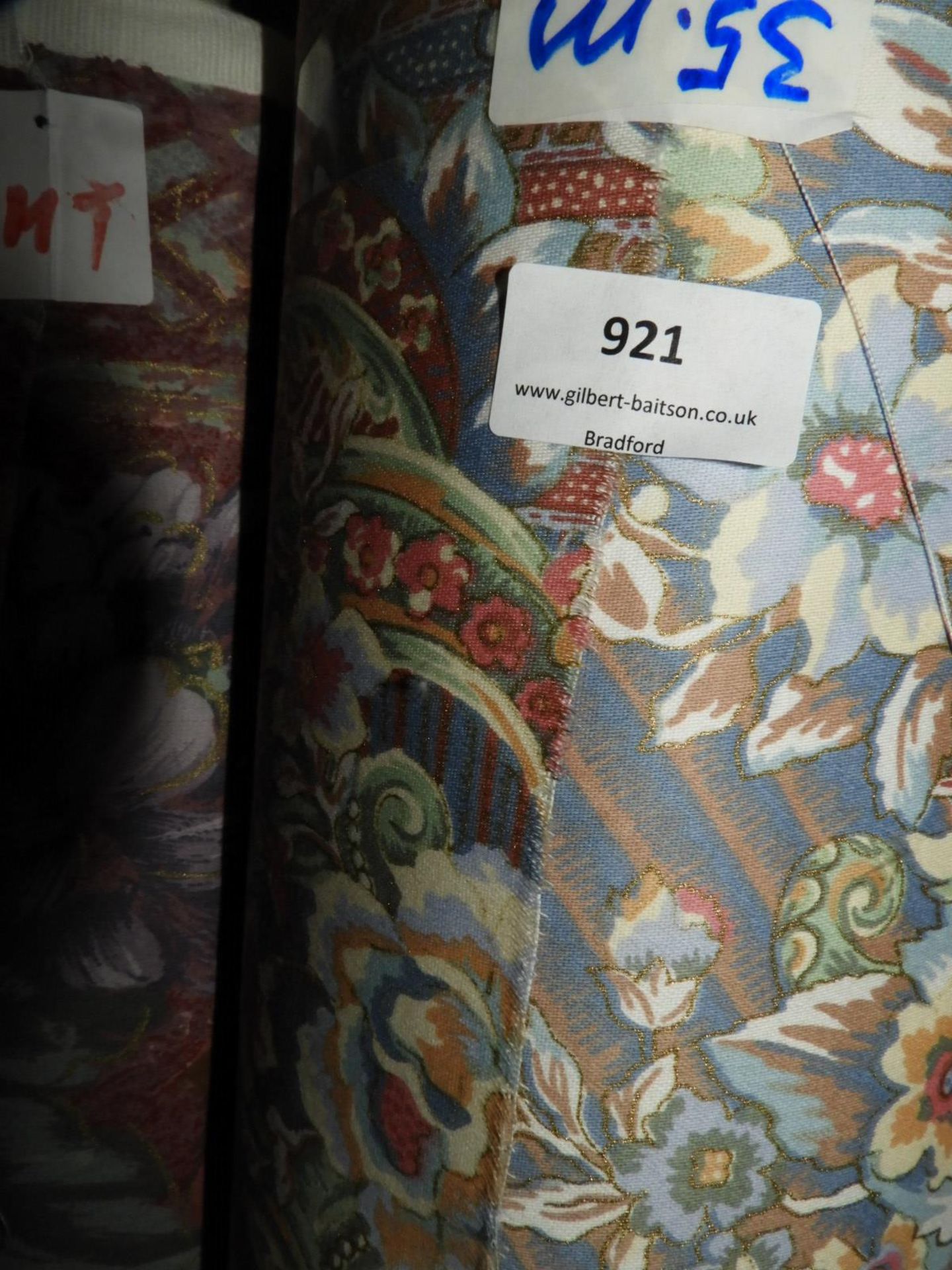 35m Roll of Floral Fabric