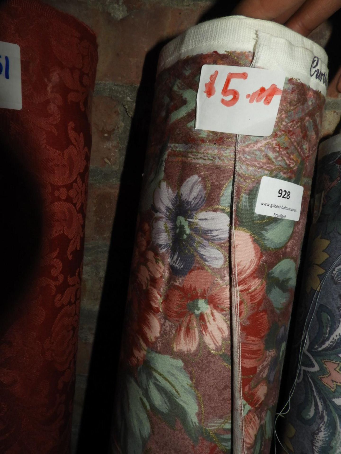15m Roll of Floral Fabric