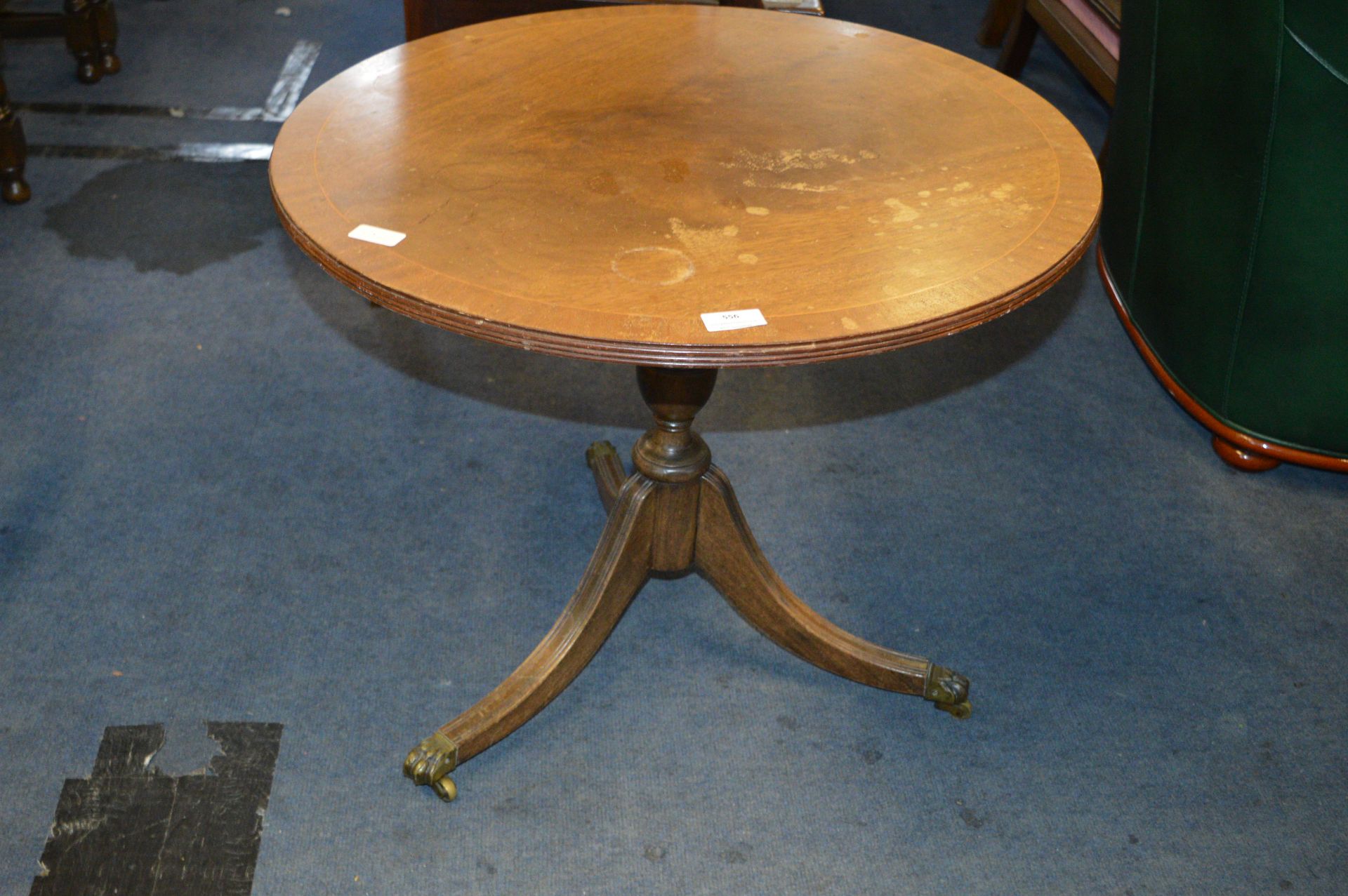 Tilt Top Occasional Table on Tripod Base (AF)