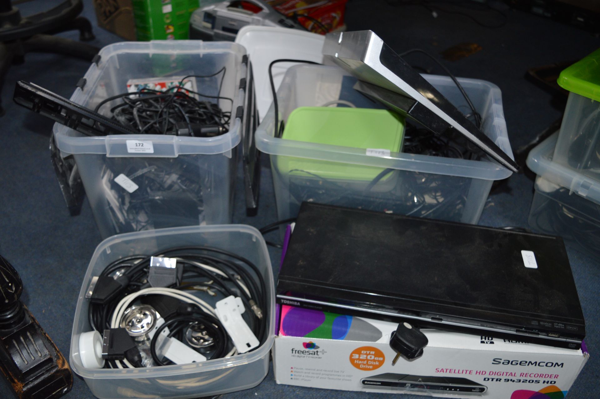 Assorted Electrical Items, DVD Players, Cables, et