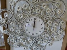 *Decorative Battery Powered Wall Clock