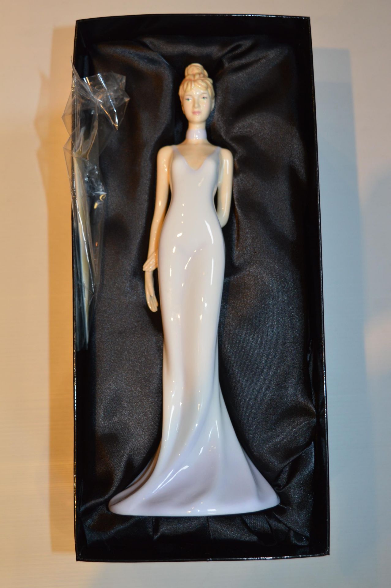 Royal Doulton Sensual Collection Figurine - Sereni