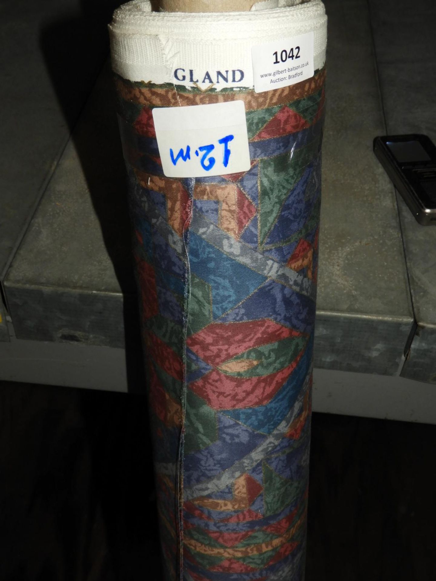*12m Roll of Floral Pattern Fabric