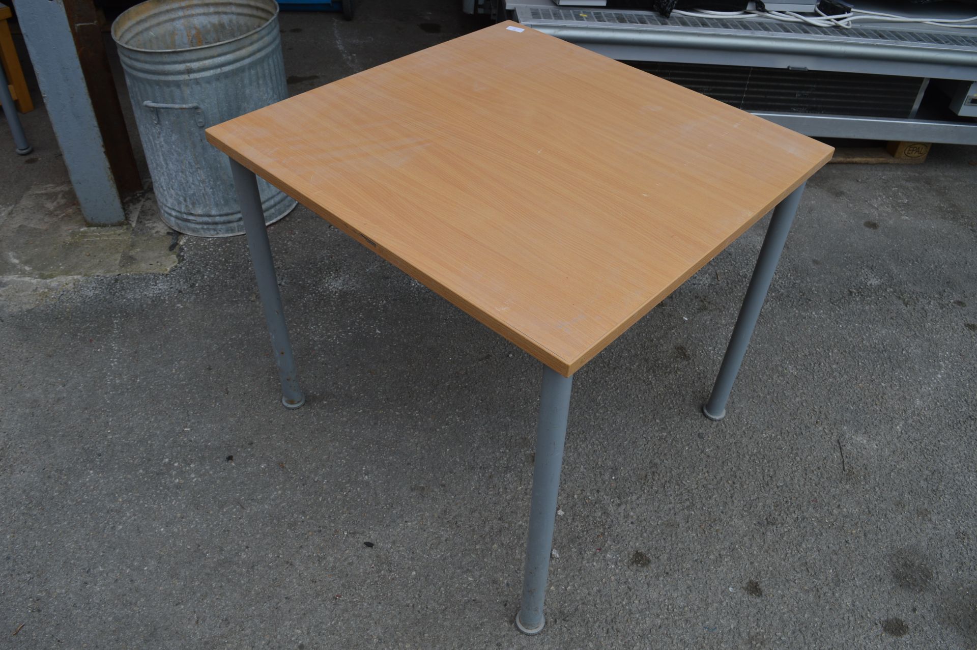 Metal Framed Table with Wood Effect Top 80x80x73cm