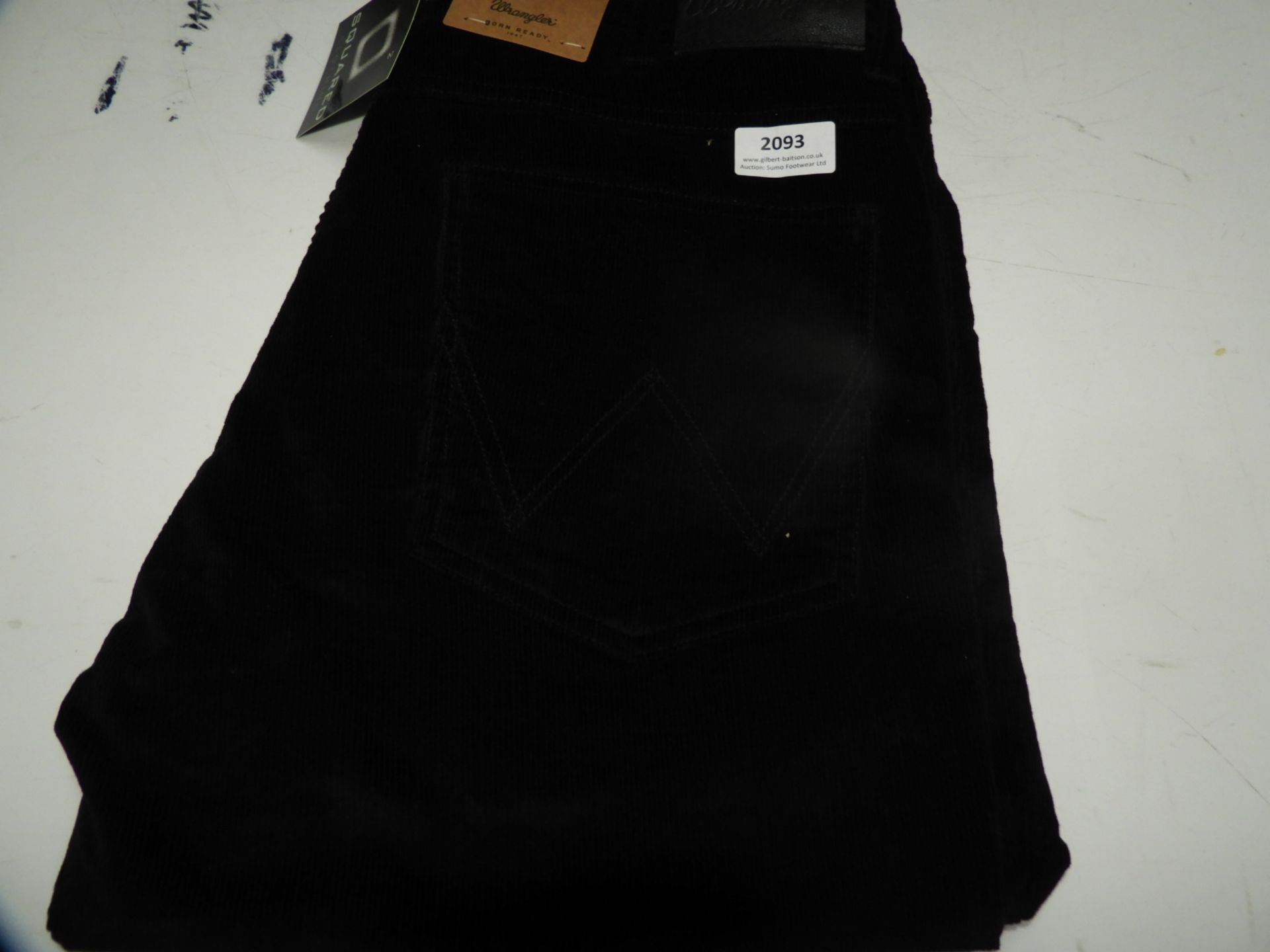 *Wrangler Arizona Black Cords Size: 32/30