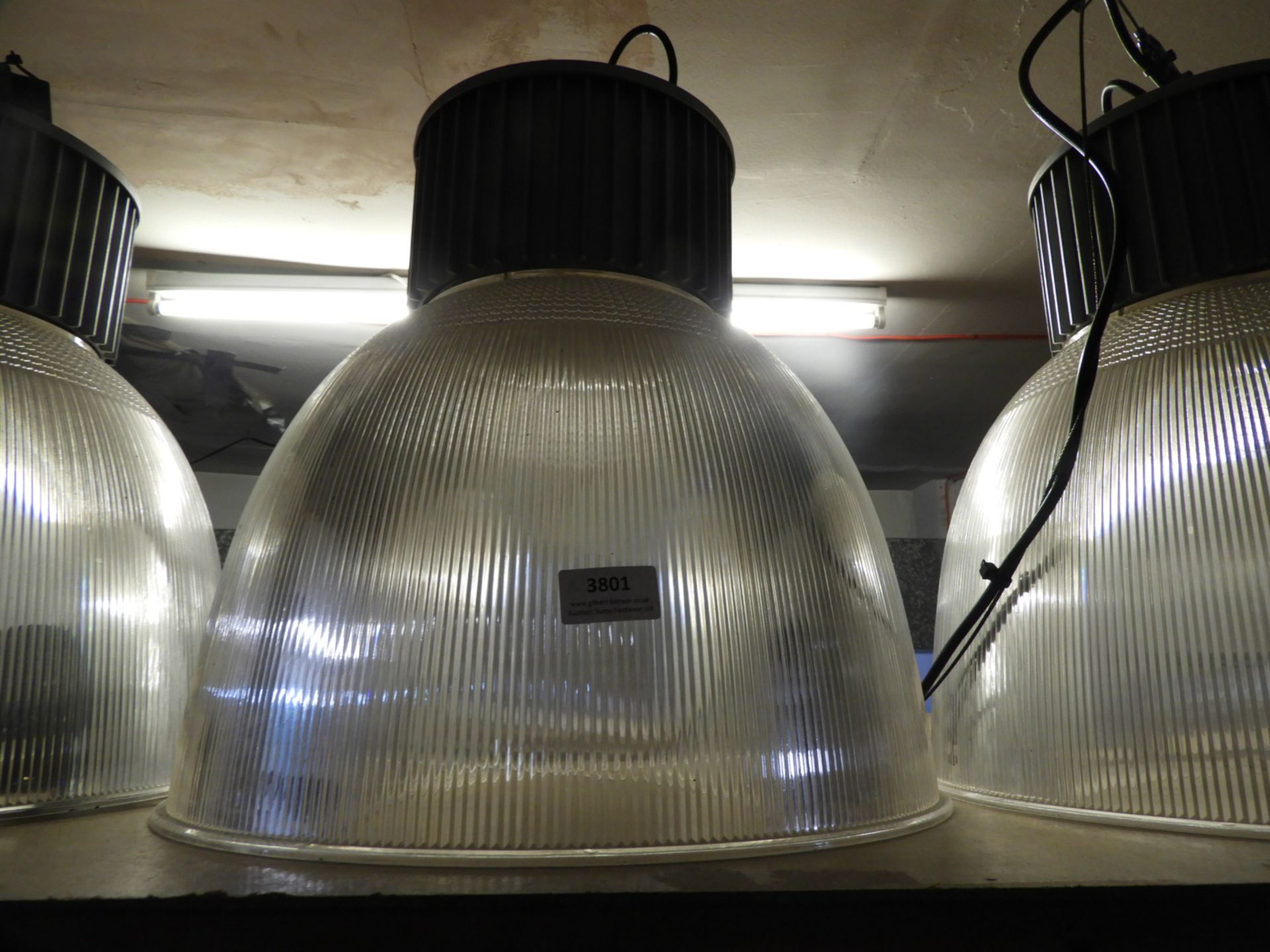 *Industrial Style High Bay Light Fitting