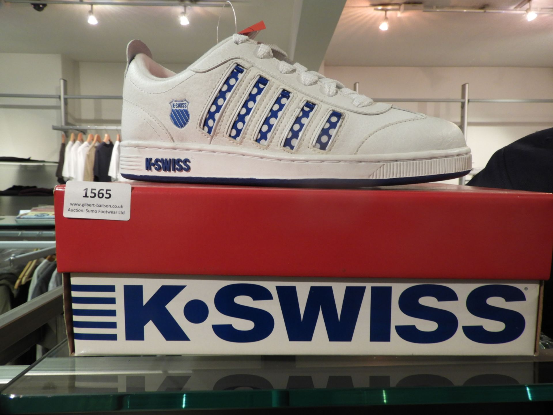 Pair of K Swiss Child's Trainers Size: 5.5