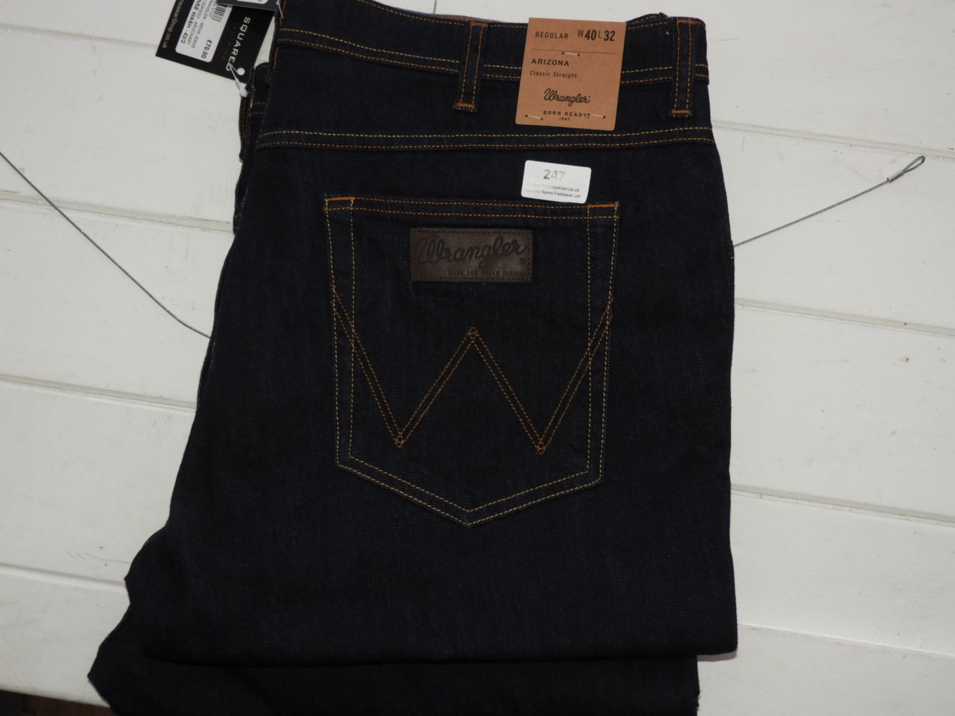 *Wrangler Arizona Classic Straight Blue Denim Jean