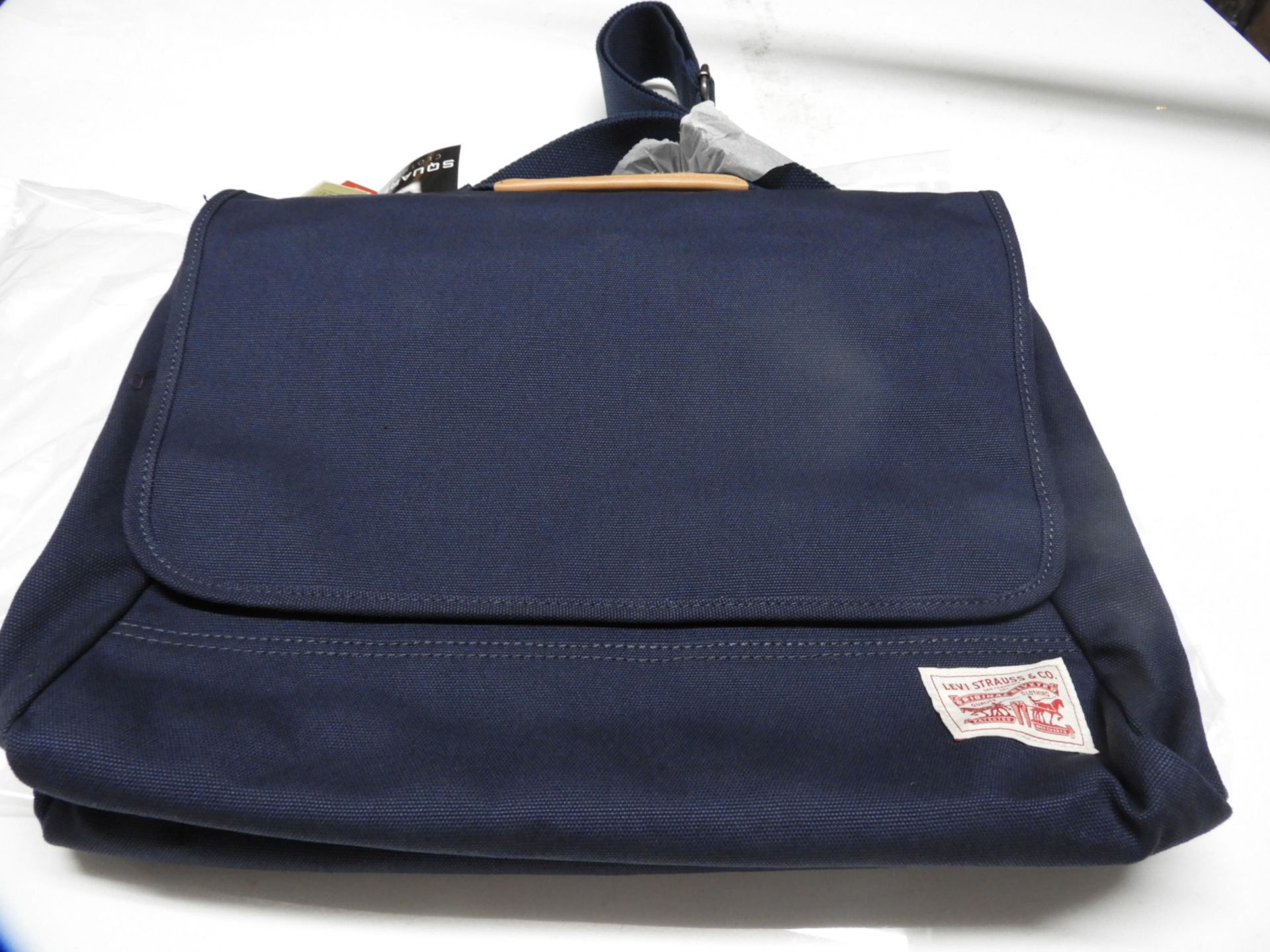 *Levi Accessories Messenger Bag (Blue)
