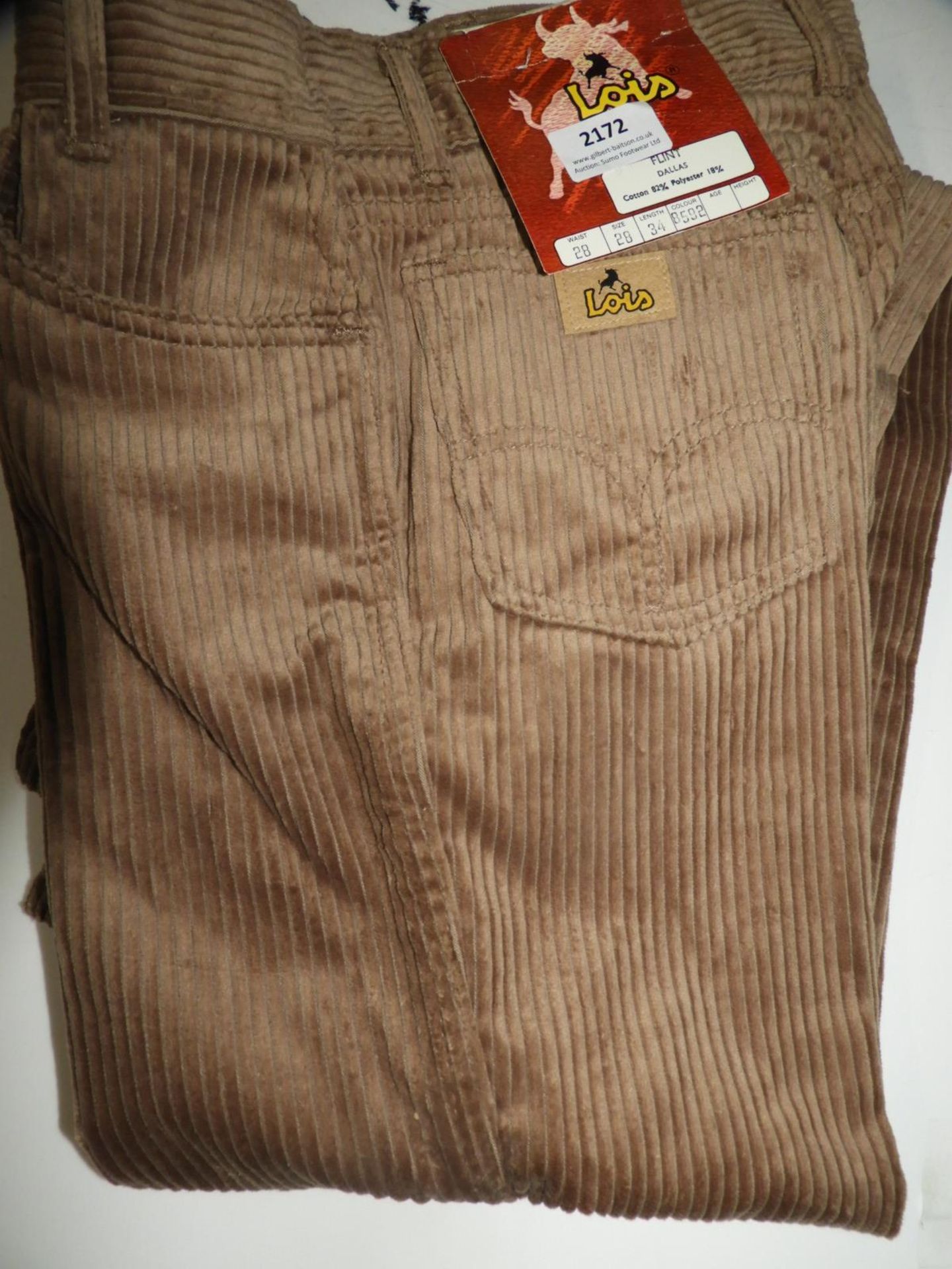 *Lois Cords Size: 28/34