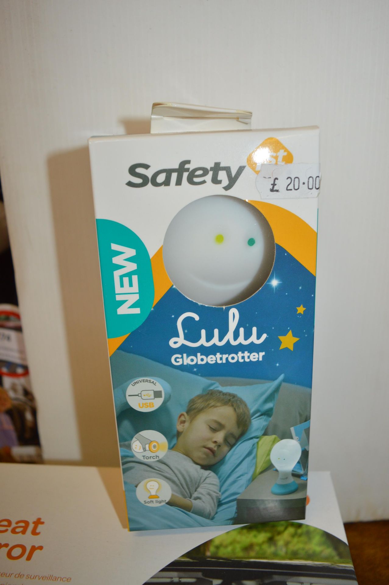 *Safety First Universal USB Nightlight
