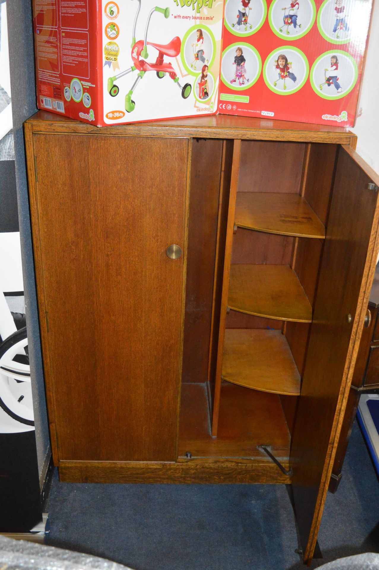 1930's Small Oak Two Door Wardrobe