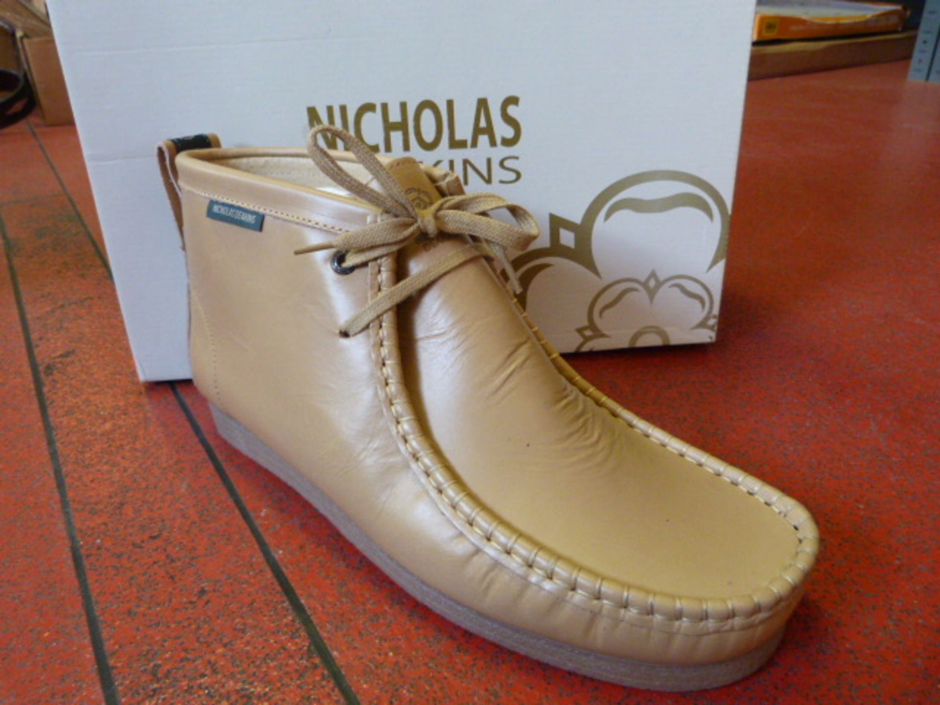 *Nicholas Deakin Beige Leather Boots Size: 12