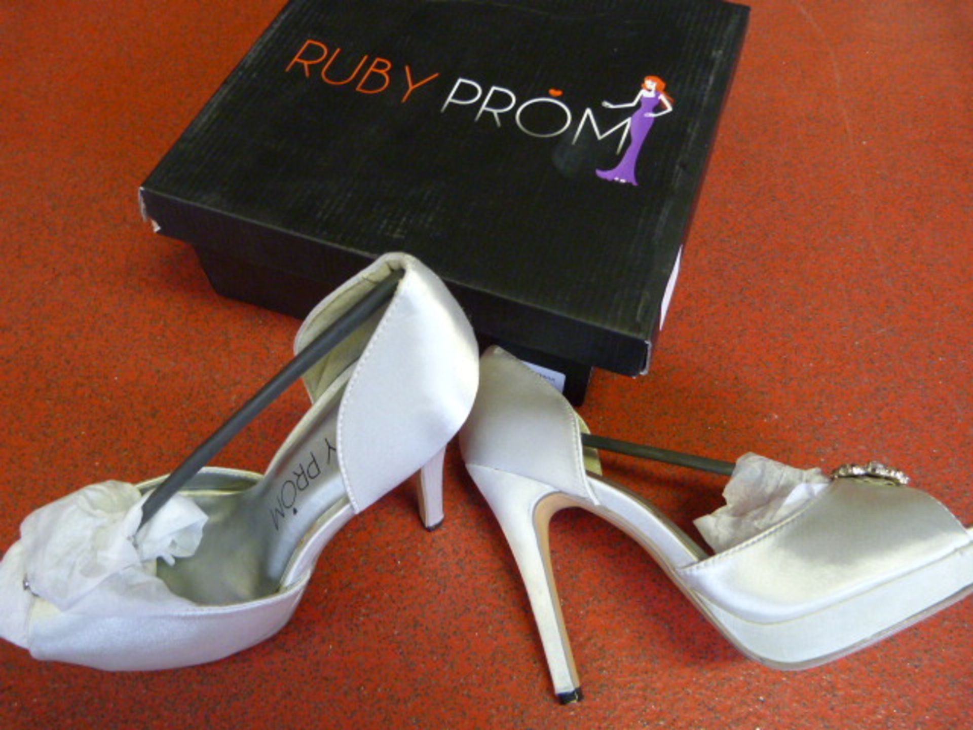 *Six Pairs of Ruby Prom RU02 Silver Prom Shoes (Mi