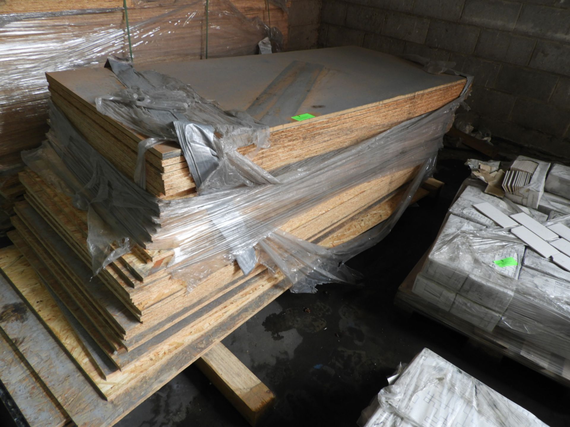 *Pallet Containing 40 Sheets of 2135x935x17mm OSB Boards