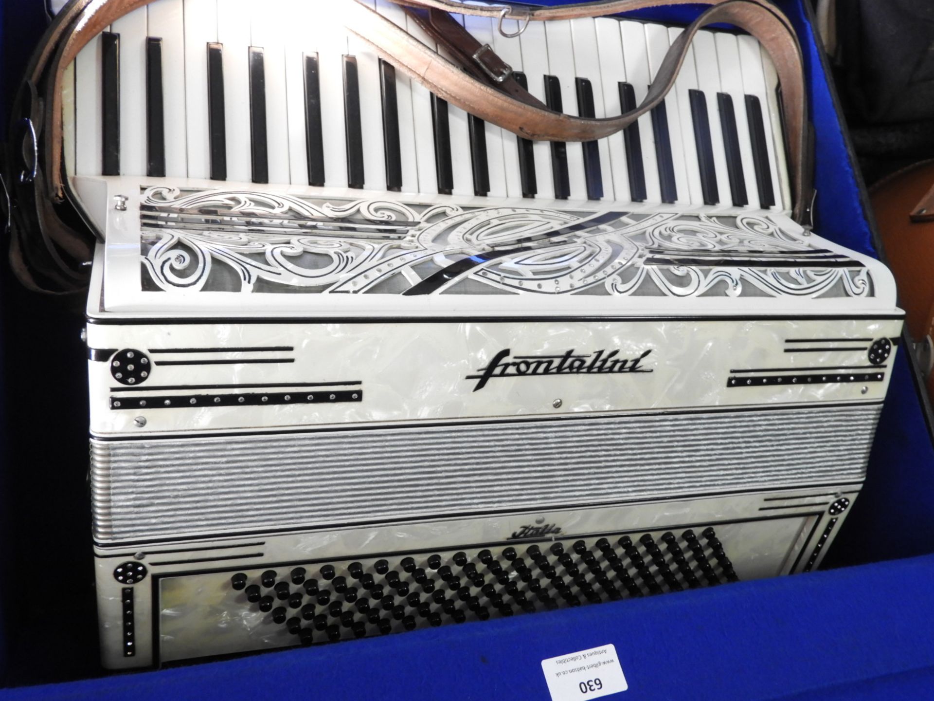 Accordion by Frontalini in Original Case - Image 3 of 3