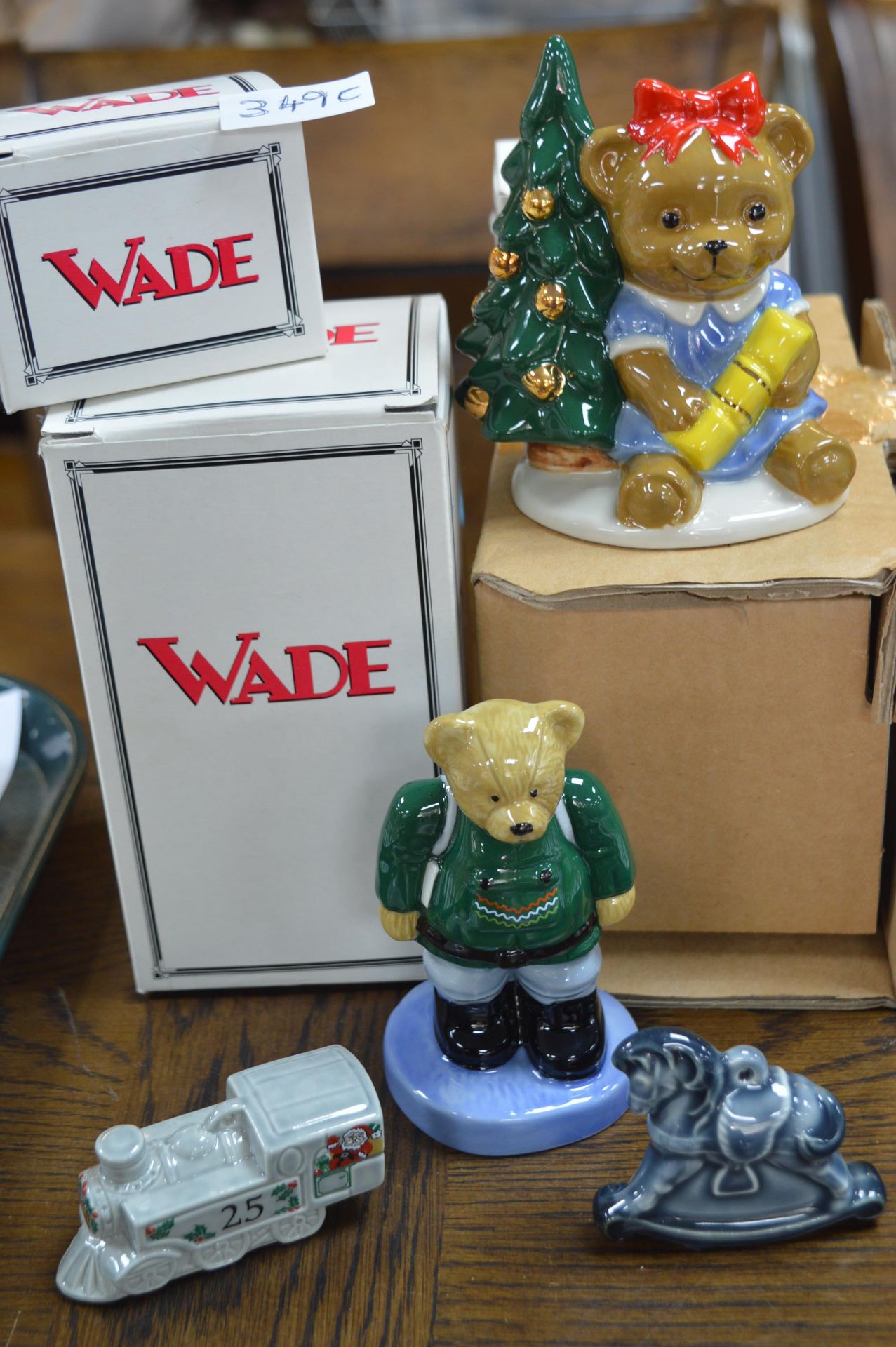 Boxes of Wade Figures Including Xmas Teddy 1998 & Camping Bear 1998