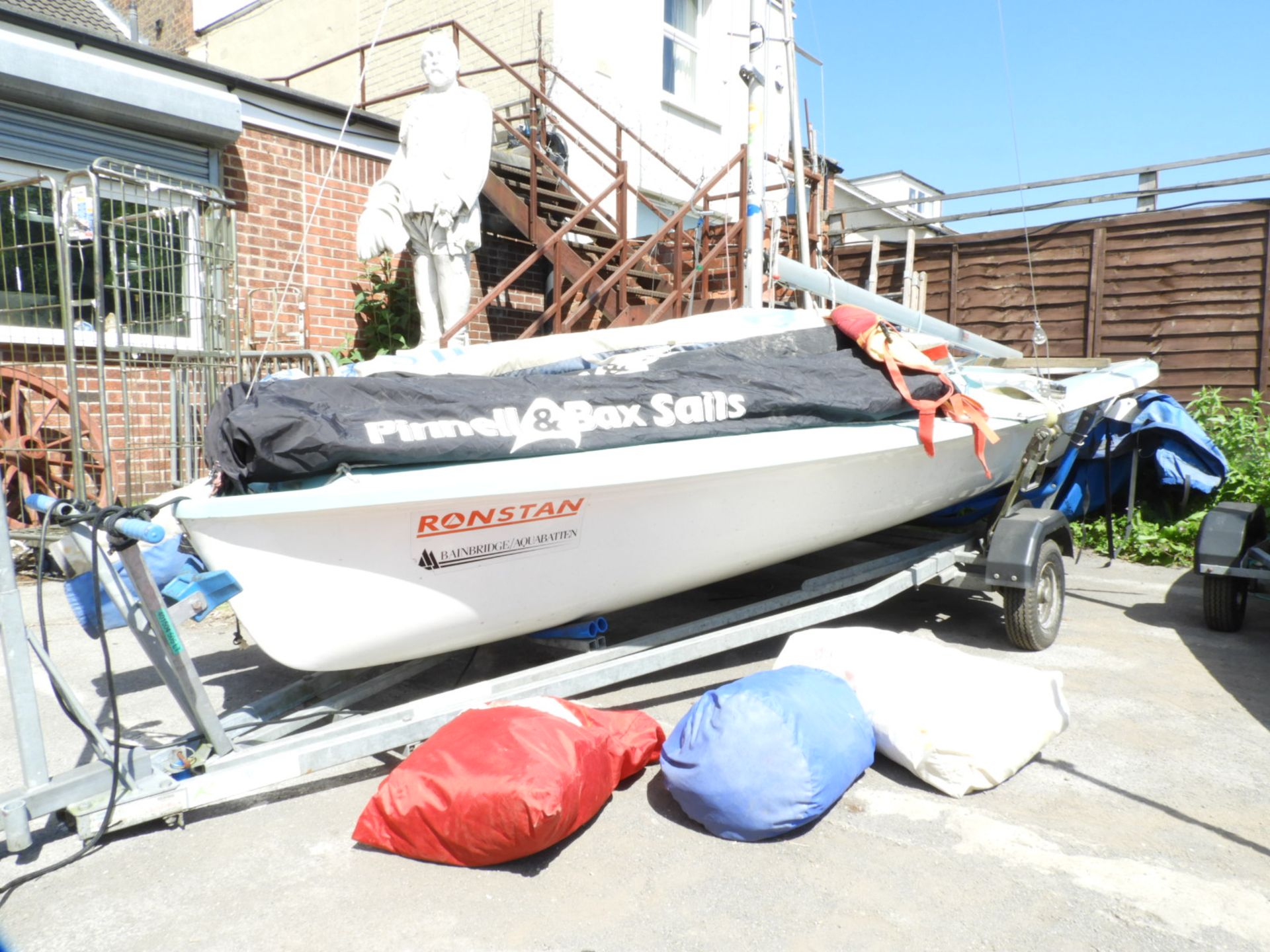 International 505 Racing Dinghy with Full set of Sails, Road Trailer and Launching Trolley - Image 4 of 4