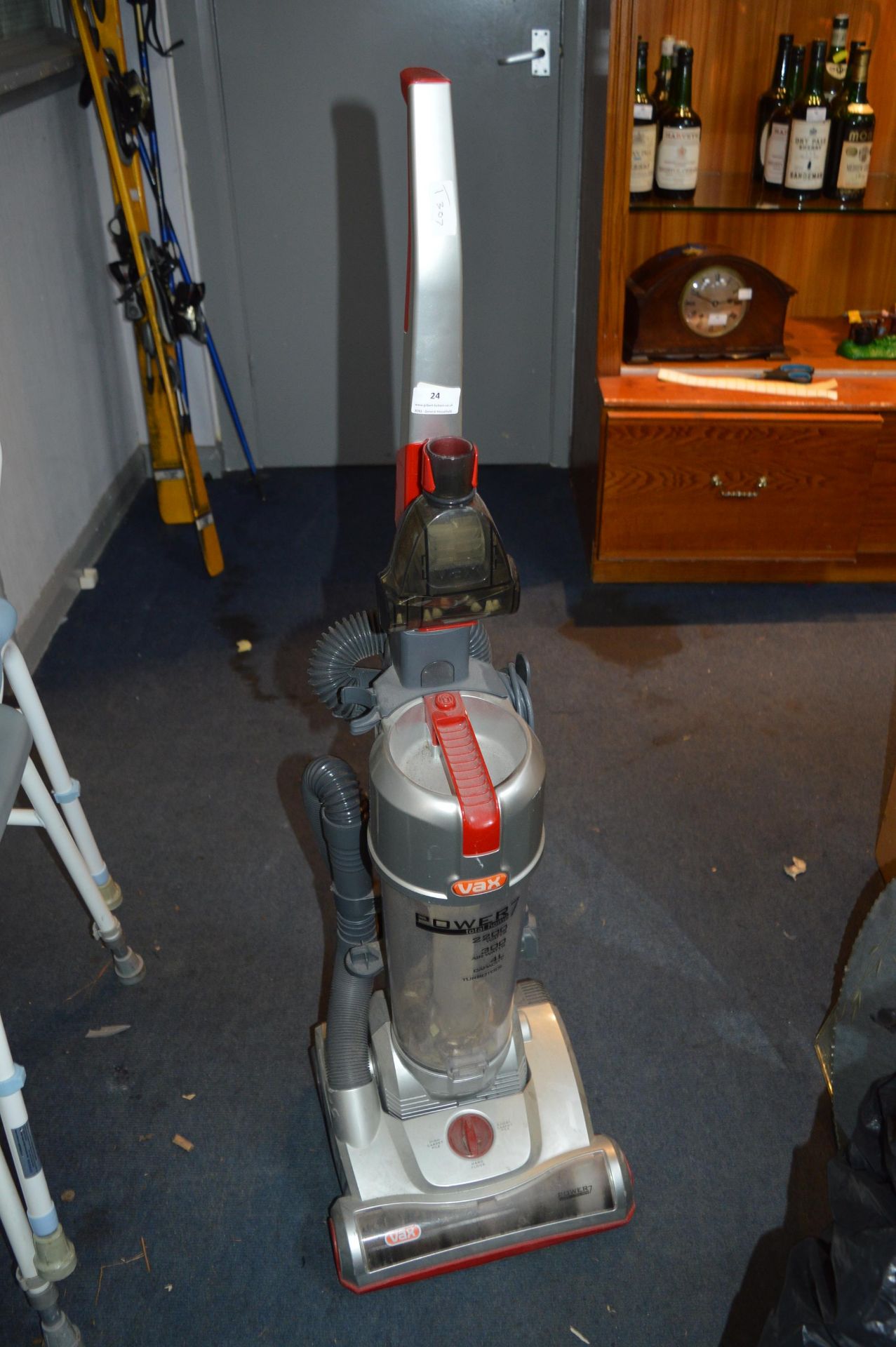 *Vax Upright Vacuum Cleaner