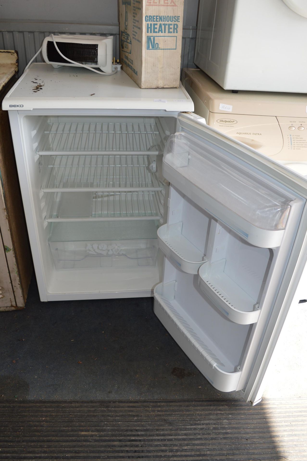 *Beko Fridge - Image 2 of 2