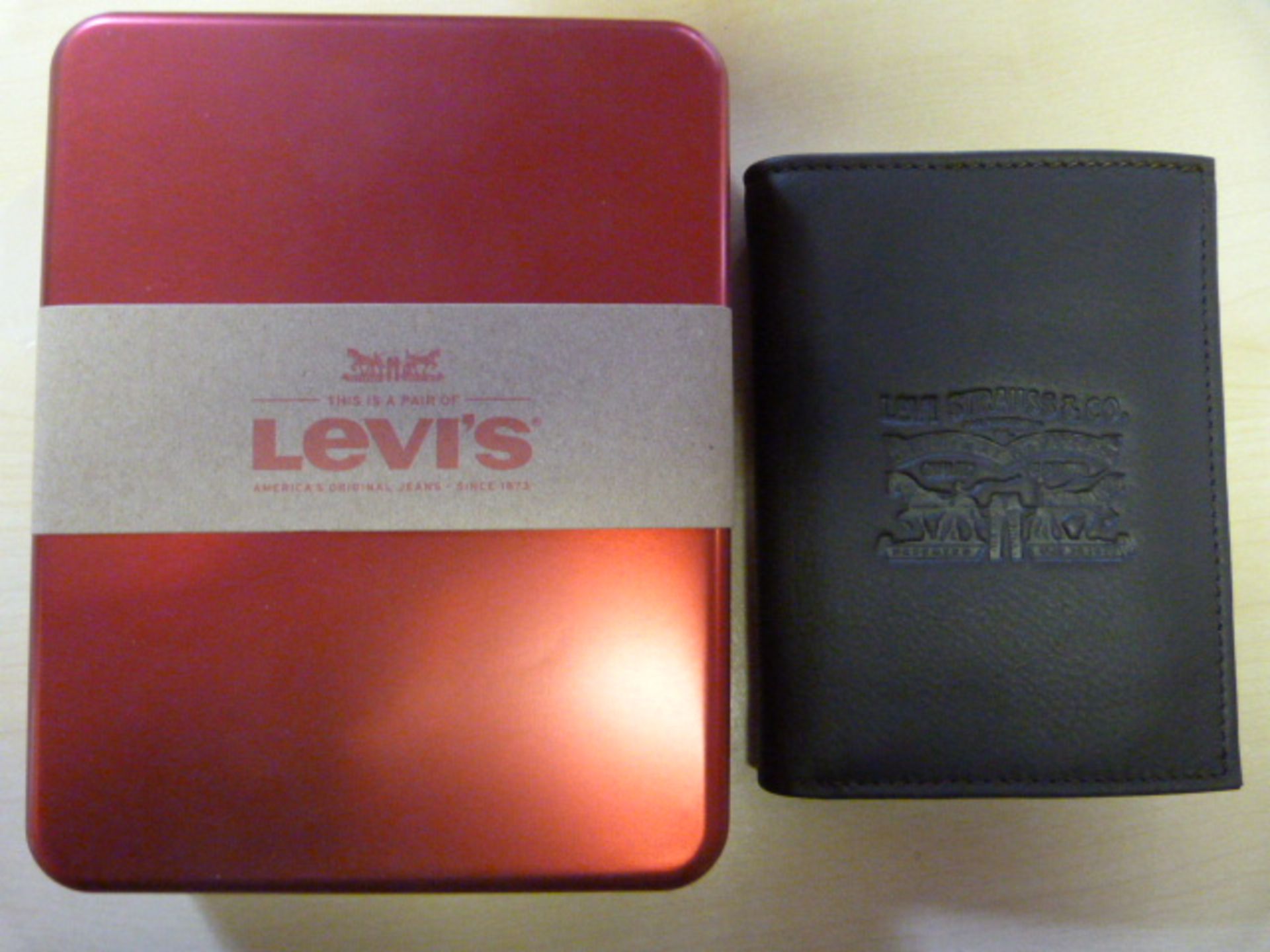 *Levi's Dark Brown Leather Bi-Fold Wallet