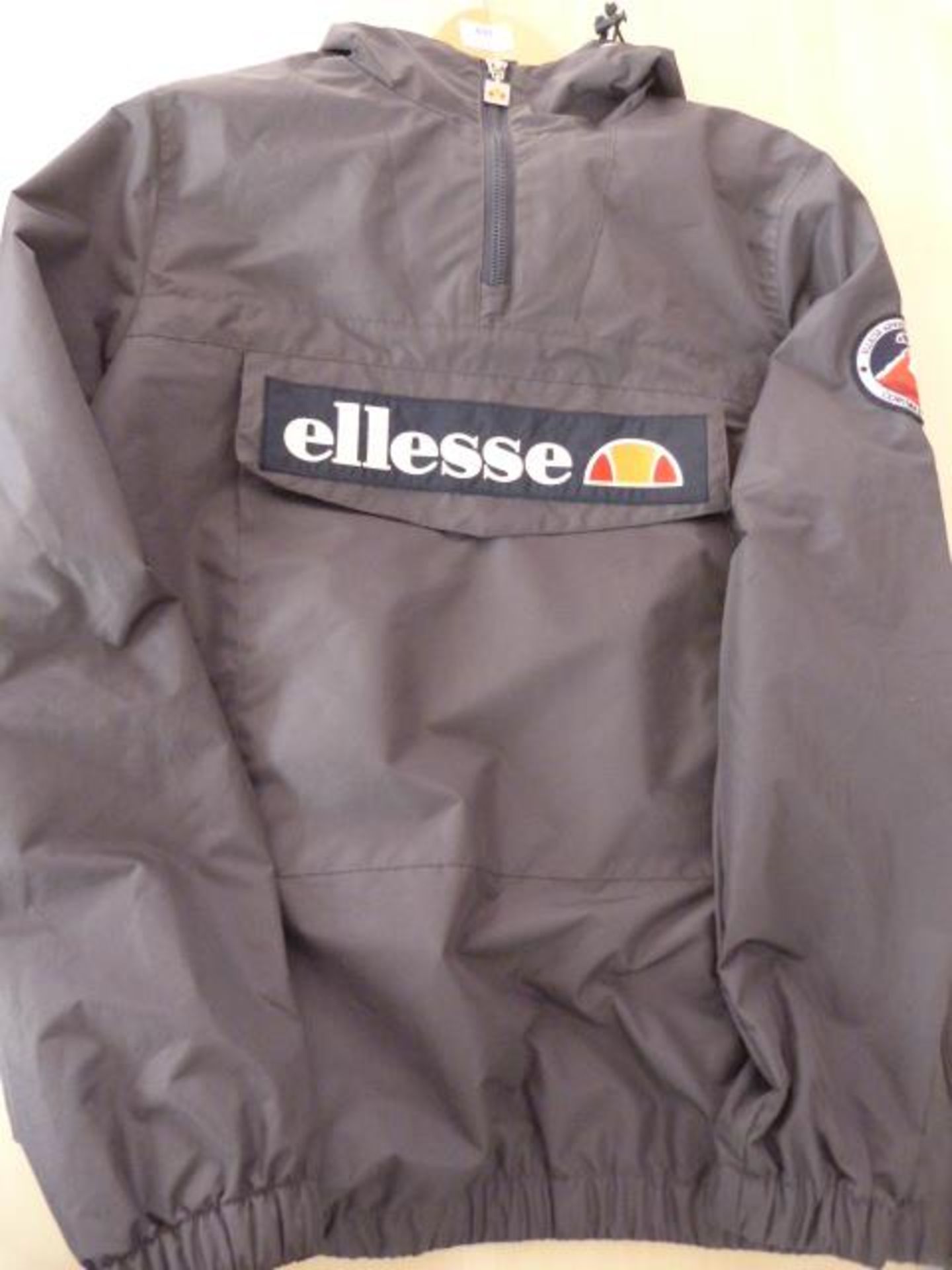 *Ellesse Grey Mont Jacket Size: Medium