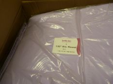 *Twenty 132" Round Lilac Tablecloths