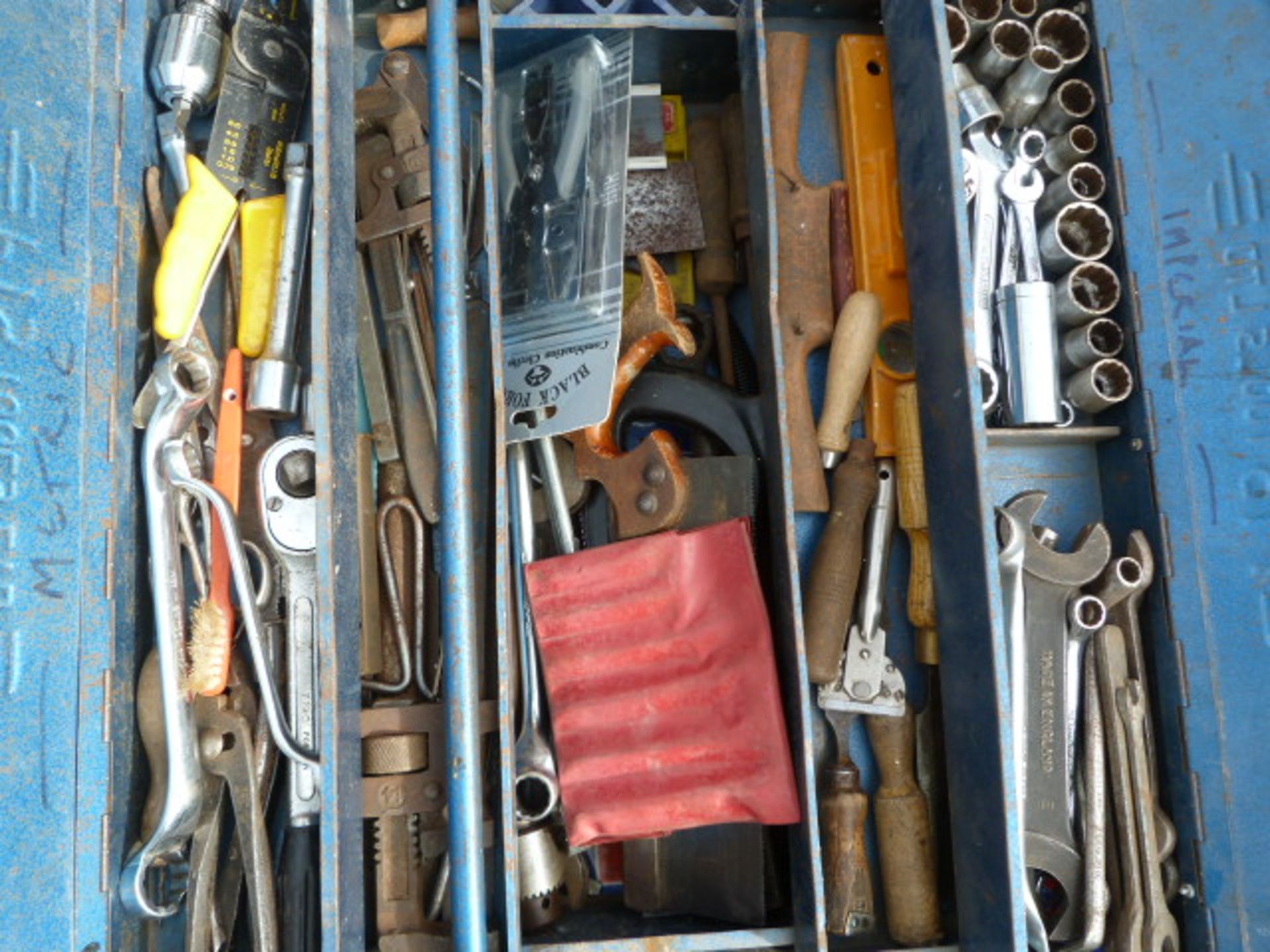 Concertina Toolbox with Quantity o Tools, Ratchet,